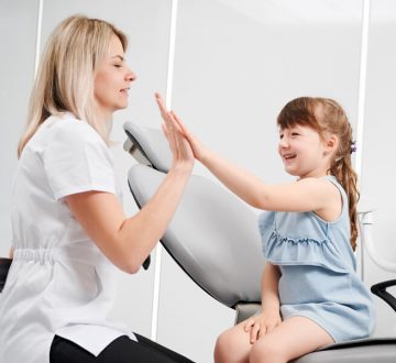 How Long Should Your Child Go to a Pediatric Dentist?